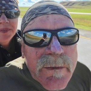 Meet your Posher, Gerard